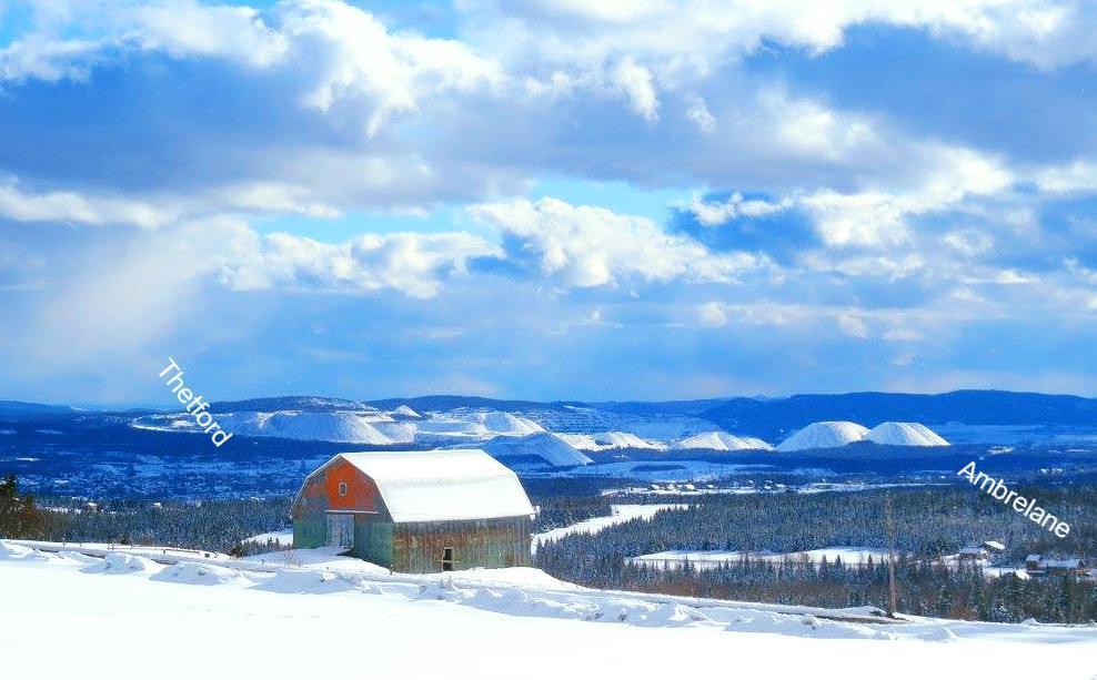 Le Gite Ambrelane Thetford Mines Exteriör bild